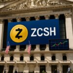 Beursgevel van de New York Stock Exchange met een banner van het Zcash-logo en ticker ZCSH
