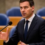Minister van Financiën Eelco Heinen spreekt in de plenaire zaal van de Tweede Kamer tijdens het debat over box 3